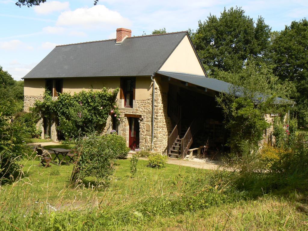 Chambres D'Hotes Du Vault Picot La Chapelle-aux-Filtzmeens Exterior photo